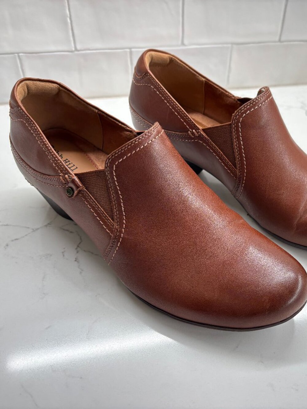Cobb Hill Slip-On Shoes - Laurel - Womens Size 10